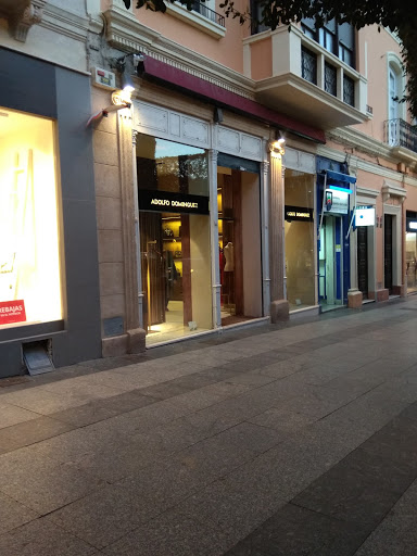 Tienda de ropa Adolfo Dominguez en Almería