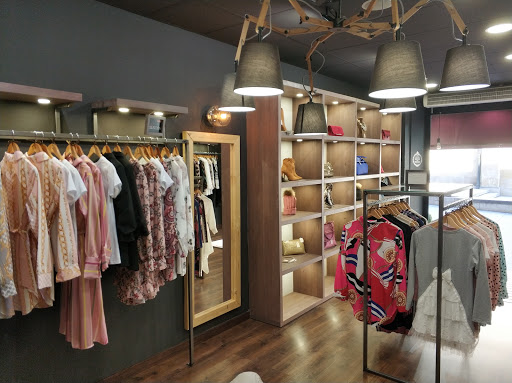 Tienda de ropa ATELI en Salamanca
