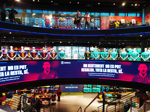 Tienda de ropa Barça Store Camp Nou en Barcelona