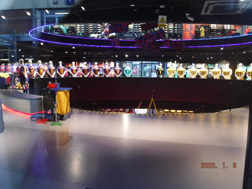 Tienda de ropa Barça Store Camp Nou en Barcelona