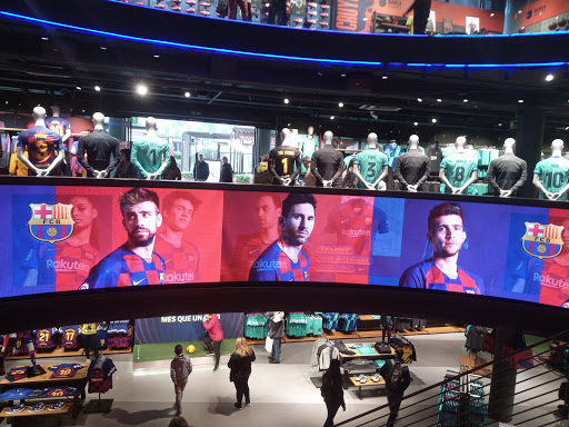 Tienda de ropa Barça Store Camp Nou en Barcelona