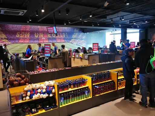 Tienda de ropa Barça Store Camp Nou en Barcelona