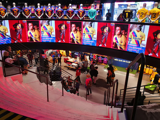 Tienda de ropa Barça Store Camp Nou en Barcelona