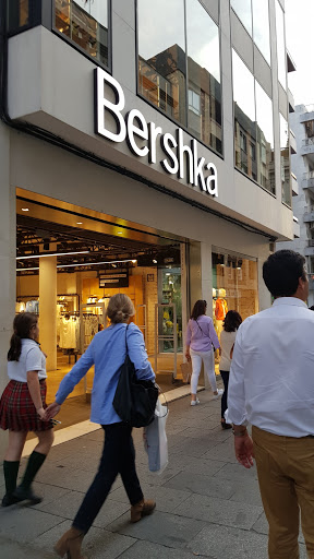 Bershka - Tienda de ropa en Córdoba Tienda de ropa Bershka Córdoba