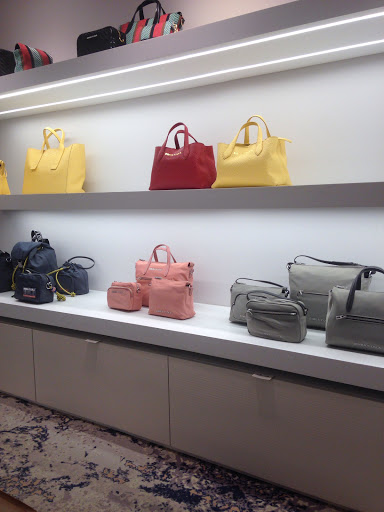 Tienda de ropa BIMBA Y LOLA en Alicante