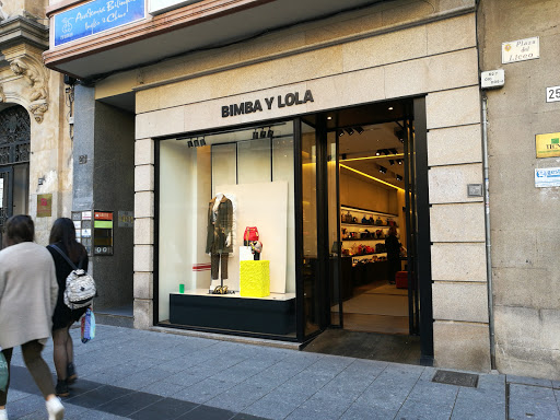 BIMBA Y LOLA - Tienda de ropa en Salamanca Tienda de ropa BIMBA Y LOLA Salamanca