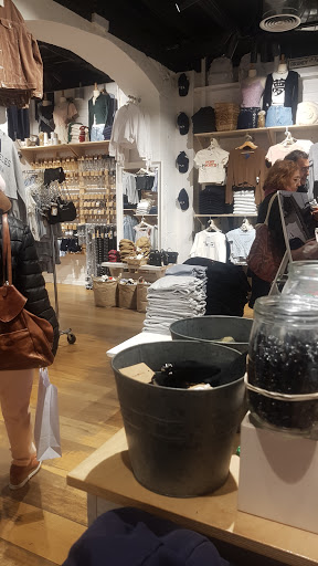 Tienda de ropa Brandy Portal - Portal de l'Àngel en Barcelona