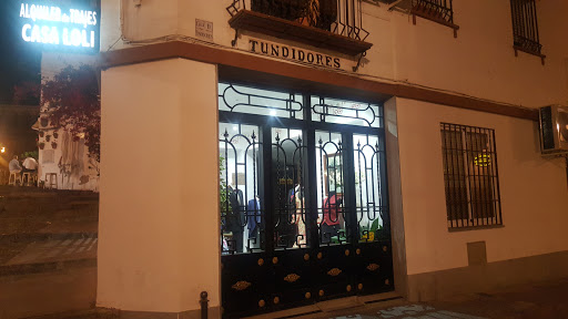 Casa Loli ALQUILER DE CHAQUET - Tienda de ropa en Córdoba Tienda de ropa Casa Loli ALQUILER DE CHAQUET Córdoba