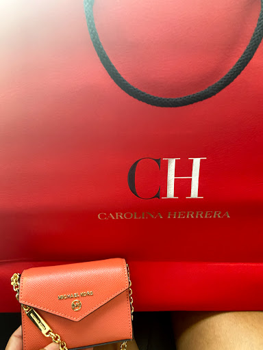 Tienda de ropa CH Carolina Herrera en València