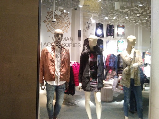 Tienda de ropa Desigual en Granada