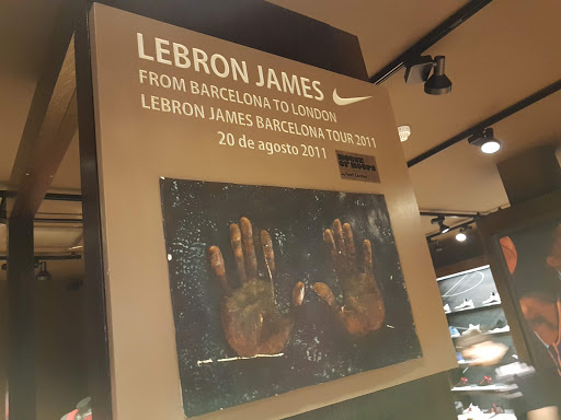 Tienda de ropa Foot Locker en Barcelona