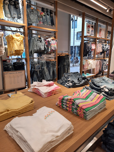 Tienda de ropa GAP - Tienda oficial GAP en Barcelona en Barcelona
