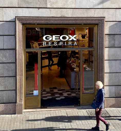 Estructuralmente carencia vagón Geox | Barcelona ▷ Opiniones 2022