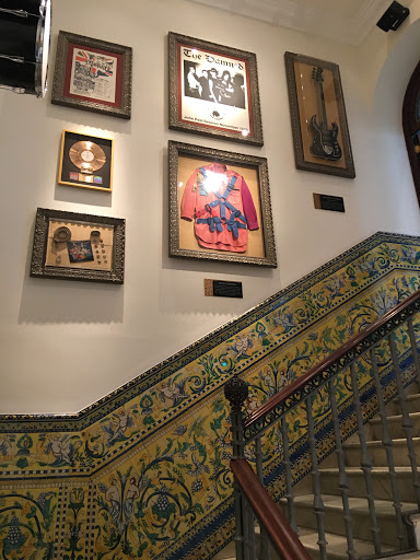 Tienda de ropa Hard Rock Cafe Seville - City Rock Shop en Sevilla