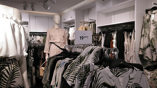 Tienda de ropa H&M en Granada