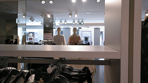 Tienda de ropa H&M en Granada