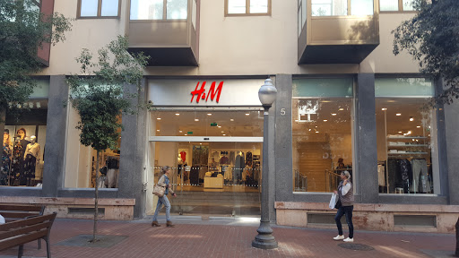 H&M