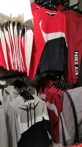 Tienda de ropa de deportes JD Sports en Salamanca