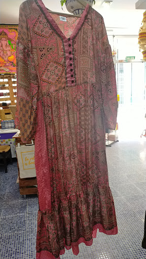 Tienda de ropa La Hormiga Hippie en Badajoz