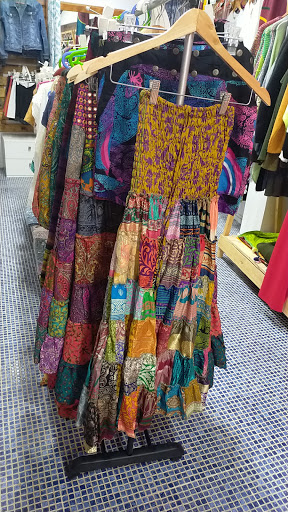 Tienda de ropa La Hormiga Hippie en Badajoz