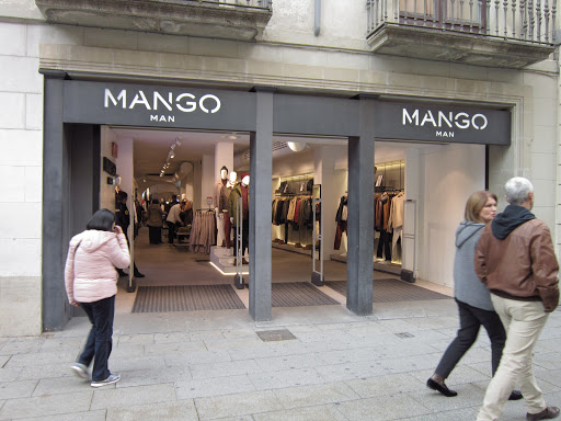 Tienda de ropa MANGO en Barcelona