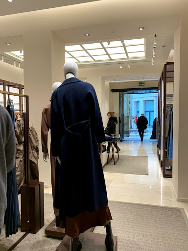 Tienda de ropa Massimo Dutti en Málaga