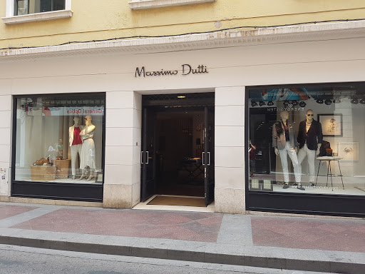 Massimo Dutti