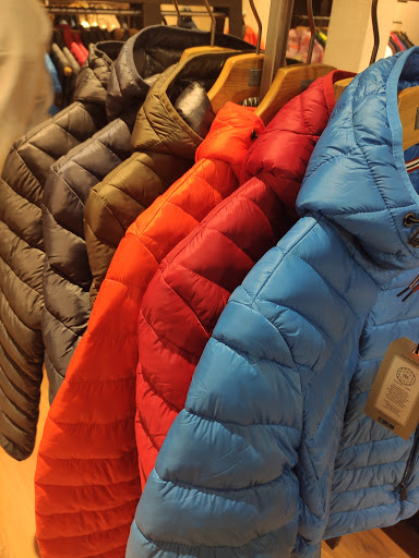 Tienda de ropa Napapijri Granada en Granada