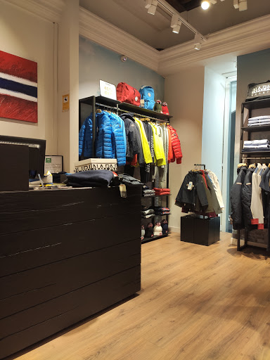 Tienda de ropa Napapijri Granada en Granada