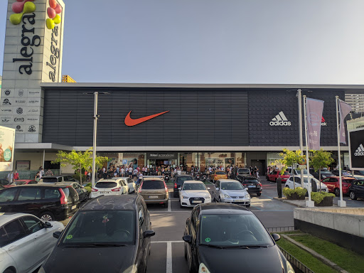 Cadena Maletín Pigmalión nike factory alcobendas, Off 76%, njhvidberg.dk