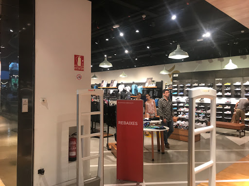 nike illa diagonal