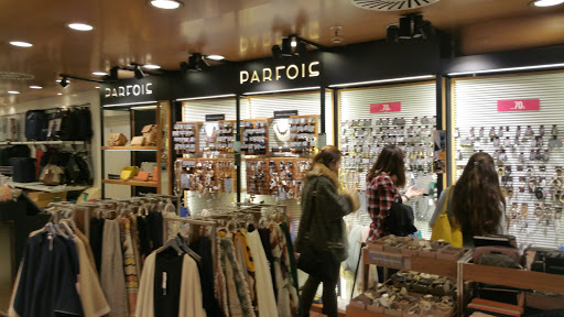 Parfois