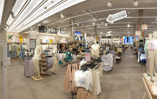 Tienda de ropa Pull&Bear en Badalona