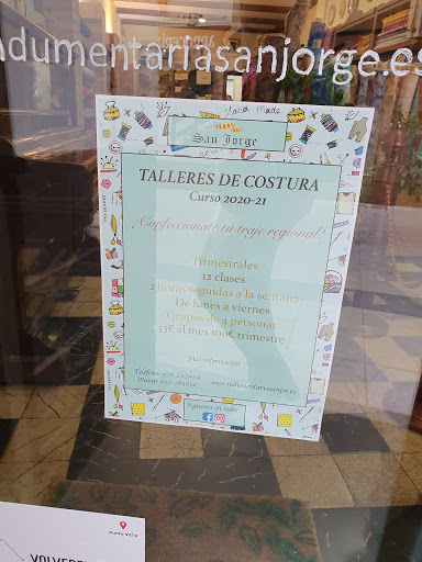 Tienda de ropa San Jorge Indumentaria Regional Zaragoza en Zaragoza