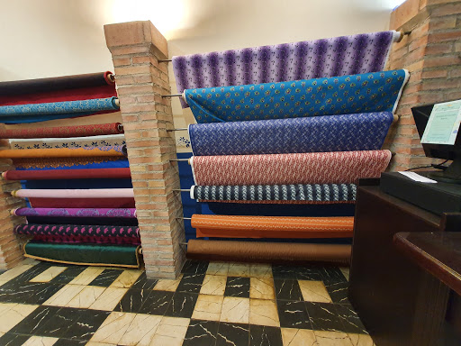 Tienda de ropa San Jorge Indumentaria Regional Zaragoza en Zaragoza