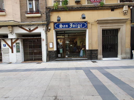 Tienda de ropa San Jorge Indumentaria Regional Zaragoza en Zaragoza