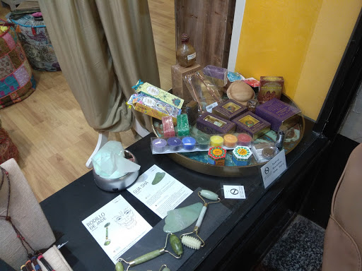 Tienda de ropa Secretos De Oriente en Almería