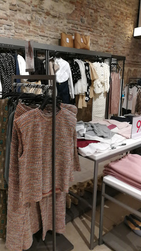 Tienda de ropa Sfera en Granada