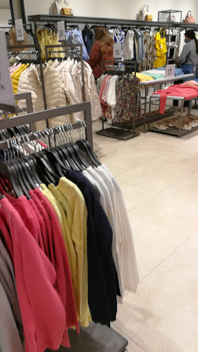 Tienda de ropa Sfera en Granada
