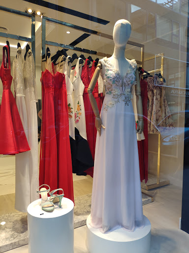 Tienda de alta costura Silvia Navarro Alicante - Vestidos de Fiesta en Alicante