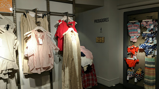 Tienda de ropa Springfield Man & Woman en Granada