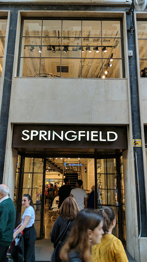 Tienda de ropa Springfield Man & Woman en Granada