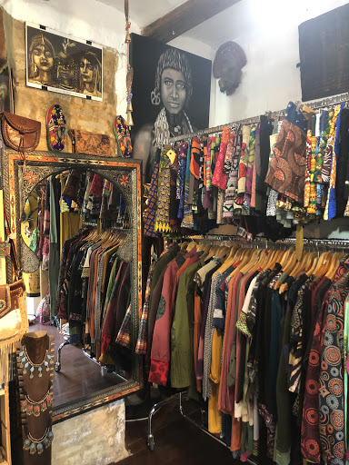 TAMALA TIENDA ÉTNICA - Tienda de ropa en València Tienda de ropa TAMALA TIENDA ÉTNICA València