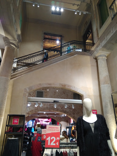 Tienda de ropa Terranova en Barcelona