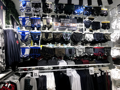Tienda de ropa Tezenis en Málaga