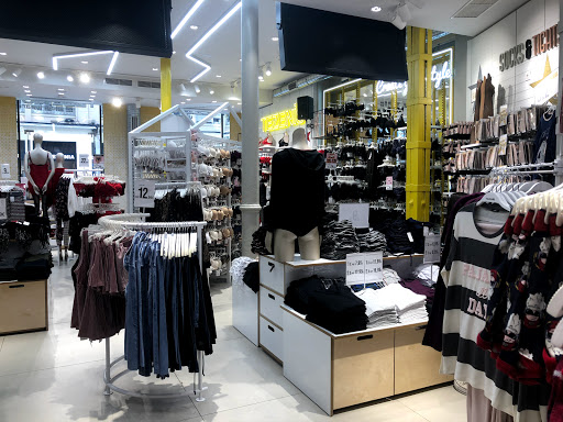 Tienda de ropa Tezenis en Málaga