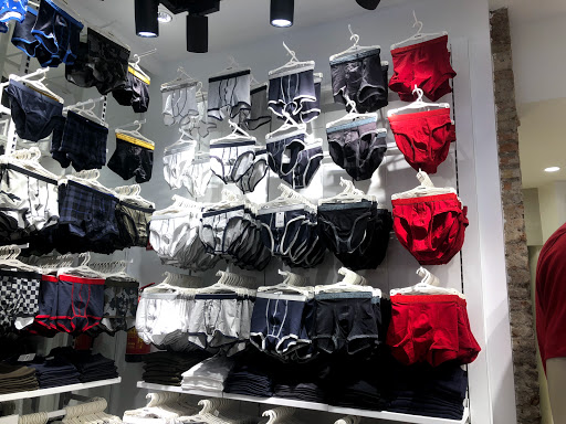 Tienda de ropa Tezenis en Málaga