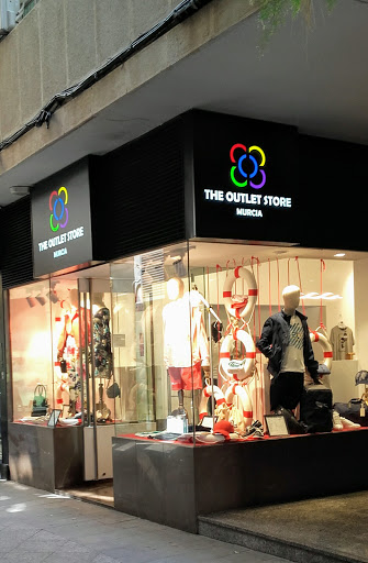 The Outlet Store - Tienda de ropa en Murcia Tienda de ropa The Outlet Store Murcia