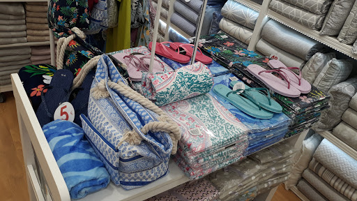 Tienda de ropa de cama TRAMAS en Badalona