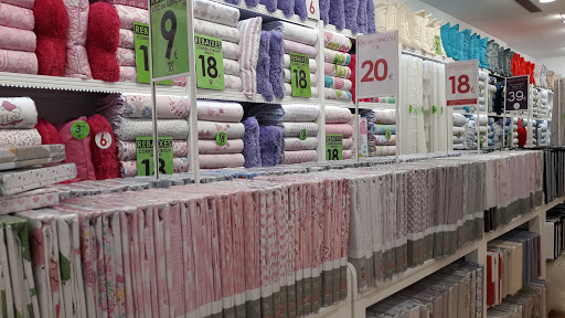 Tienda de ropa de cama TRAMAS en Badalona